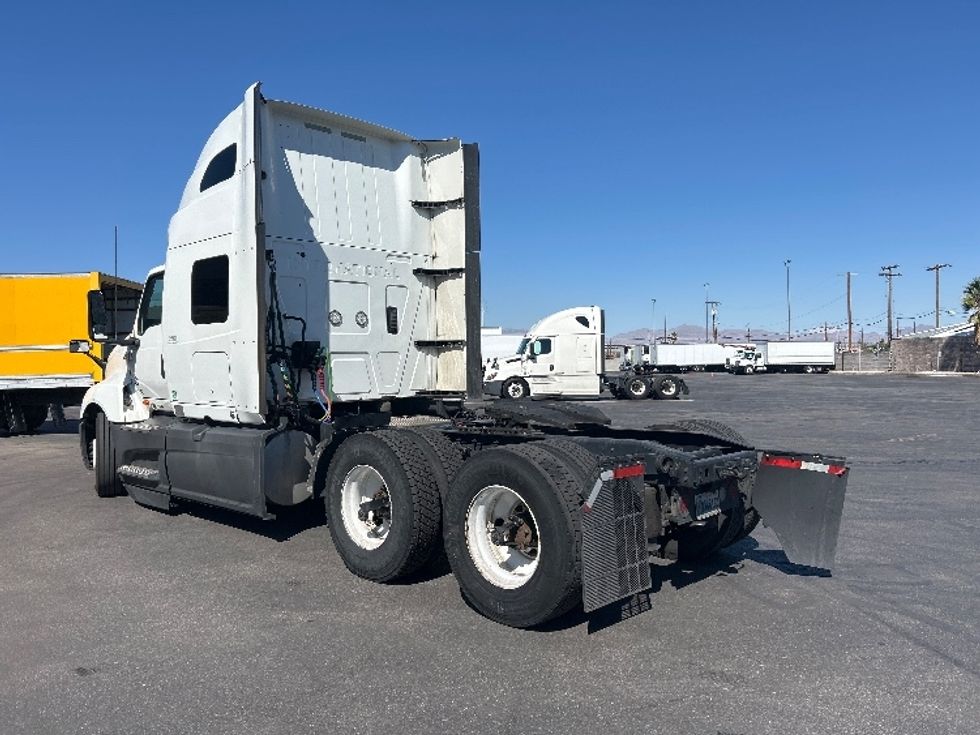 Sleeper Tractor-Heavy Duty Tractors-International-2023-LT625-Las Vegas-NV-760,440\n\t\tmiles-$ 42,000 - Image 5