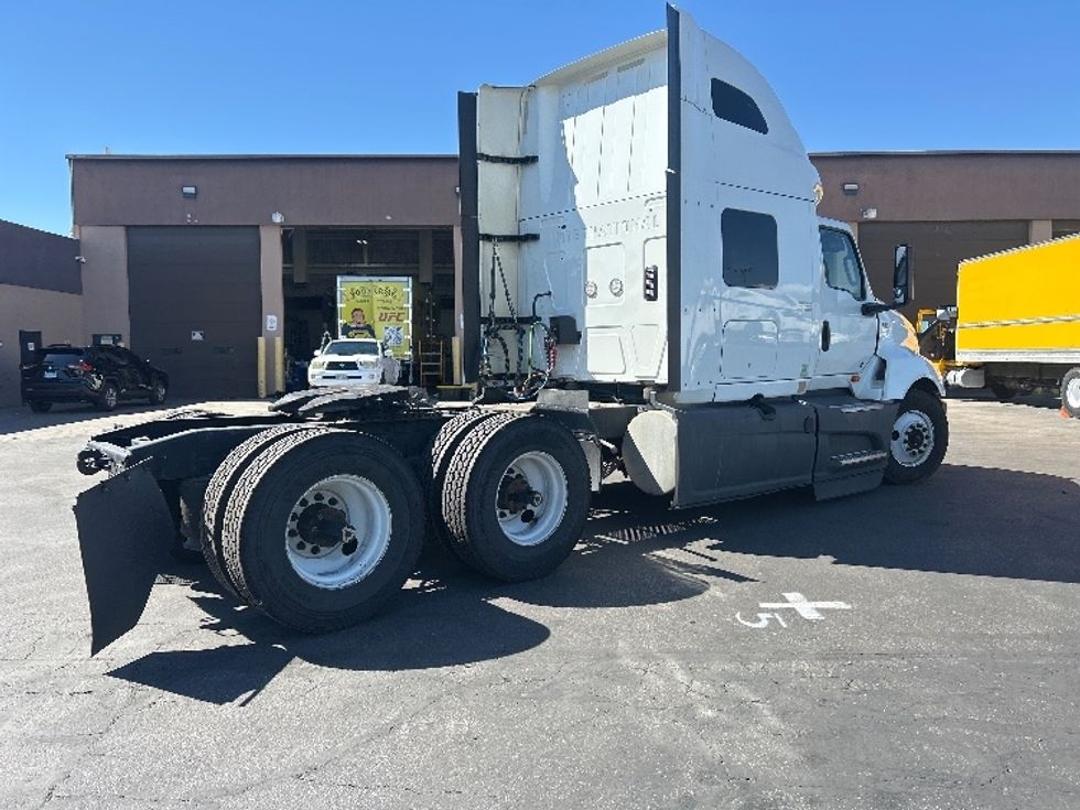 Sleeper Tractor-Heavy Duty Tractors-International-2023-LT625-Las Vegas-NV-760,440\n\t\tmiles-$ 42,000 - Image 7