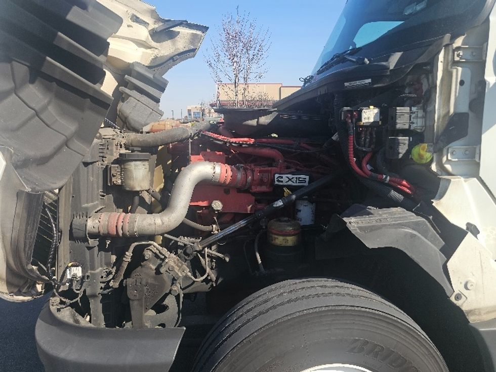 Sleeper Tractor-Heavy Duty Tractors-International-2023-LT625-Lenexa-KS-744,594\n\t\tmiles-$ 36,000 - Image 20