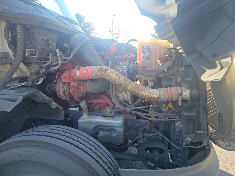 Sleeper Tractor-Heavy Duty Tractors-International-2023-LT625-Lenexa-KS-744,594\n\t\tmiles-$ 36,000 - Image 21