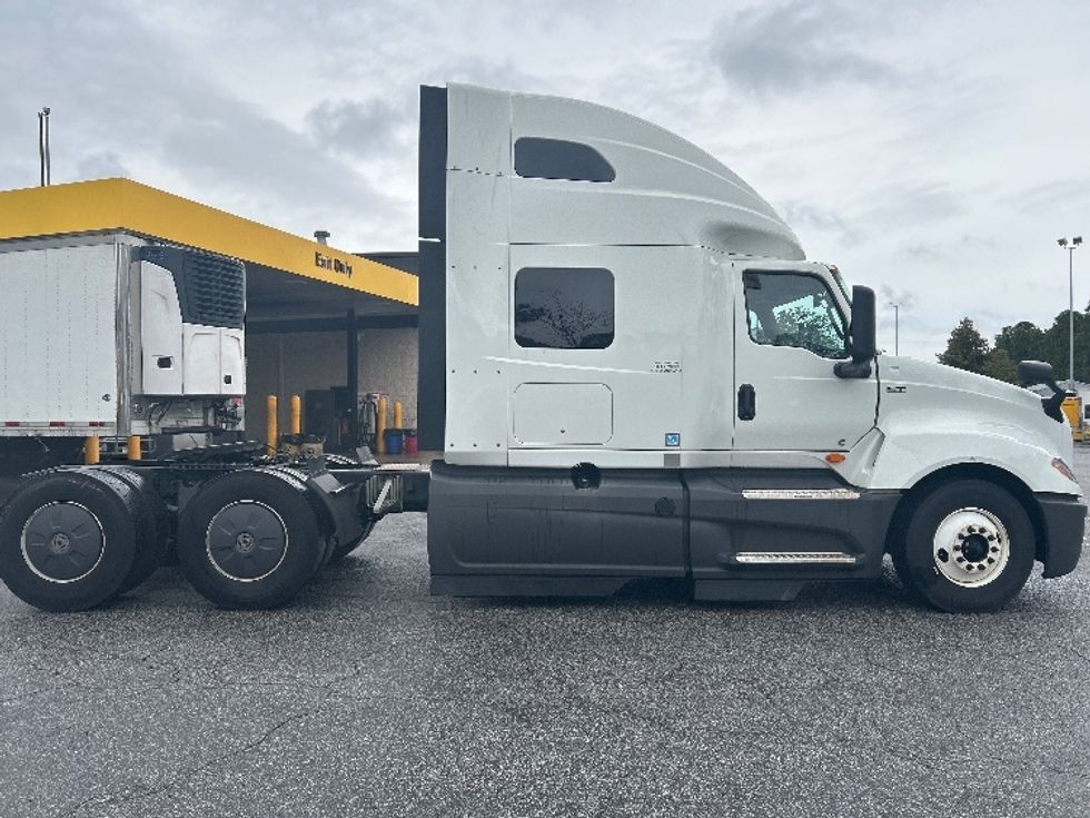 Sleeper Tractor-Heavy Duty Tractors-International-2023-LT625-Lexington-SC-626,528\n\t\tmiles-$ 44,500 - Image 8