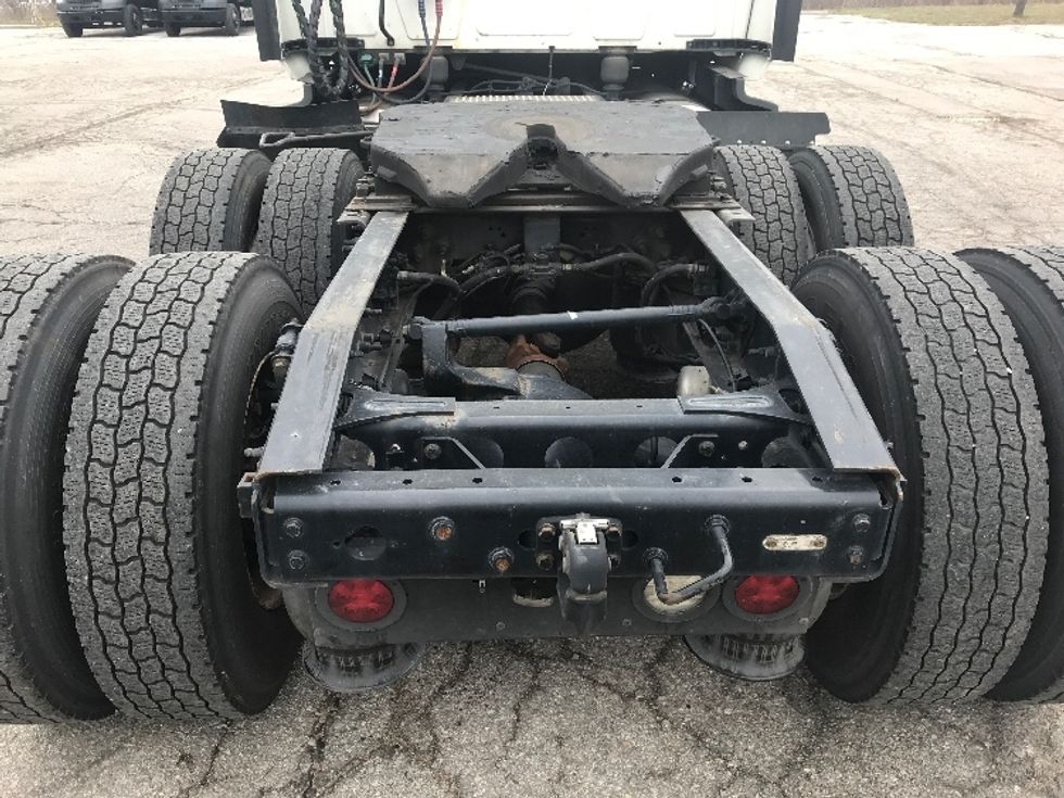 Sleeper Tractor-Heavy Duty Tractors-International-2023-LT625-Lincoln-NE-466,345\n\t\tmiles-$ 62,750 - Image 6