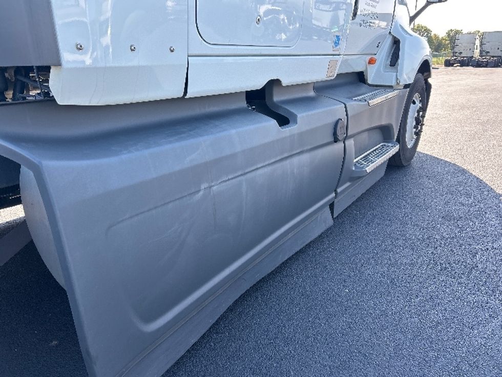 Sleeper Tractor-Heavy Duty Tractors-International-2023-LT625-Louisville-KY-492,243\n\t\tmiles-$ 57,750 - Image 26