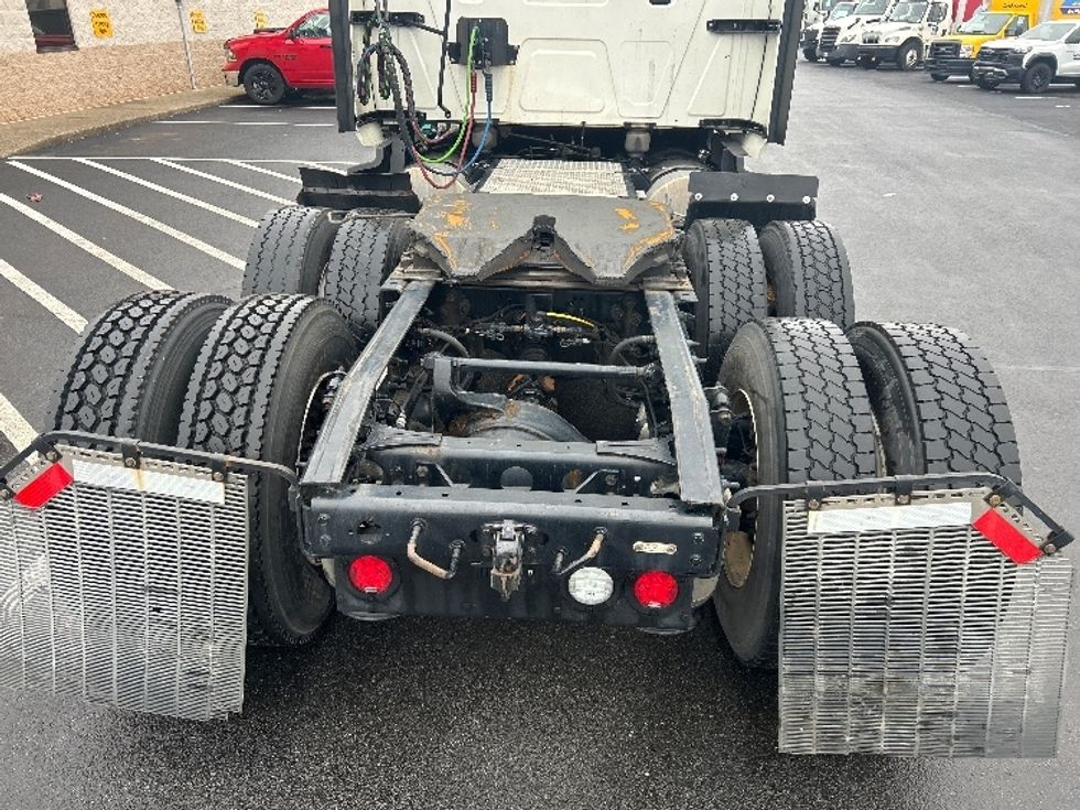 Sleeper Tractor-Heavy Duty Tractors-International-2023-LT625-Louisville-KY-552,389\n\t\tmiles-$ 52,000 - Image 23