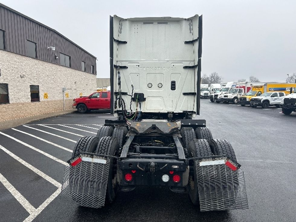 Sleeper Tractor-Heavy Duty Tractors-International-2023-LT625-Louisville-KY-552,389\n\t\tmiles-$ 52,000 - Image 6