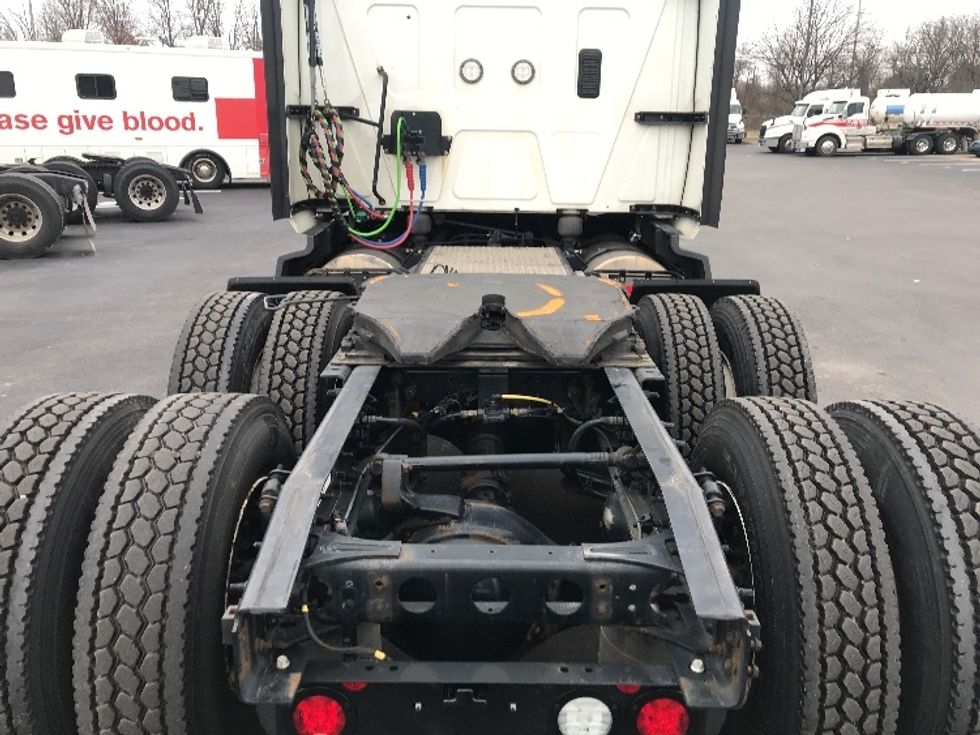 Sleeper Tractor-Heavy Duty Tractors-International-2023-LT625-Louisville-KY-606,172\n\t\tmiles-$ 44,250 - Image 6