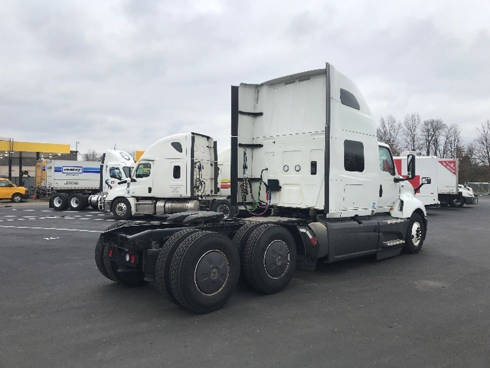 Sleeper Tractor-Heavy Duty Tractors-International-2023-LT625-Louisville-KY-606,172\n\t\tmiles-$ 44,250 - Image 7
