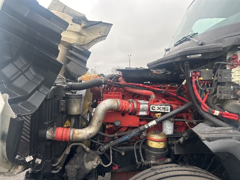 Sleeper Tractor-Heavy Duty Tractors-International-2023-LT625-Louisville-KY-609,494\n\t\tmiles-$ 44,750 - Image 21