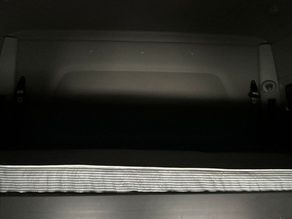 Sleeper Tractor-Heavy Duty Tractors-International-2023-LT625-Louisville-KY-618,315\n\t\tmiles-$ 43,750 - Image 16