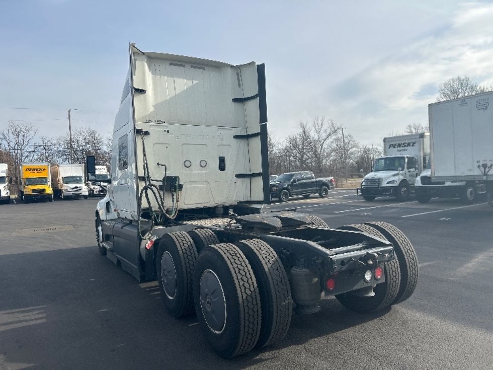 Sleeper Tractor-Heavy Duty Tractors-International-2023-LT625-Louisville-KY-651,338\n\t\tmiles-$ 40,750 - Image 5
