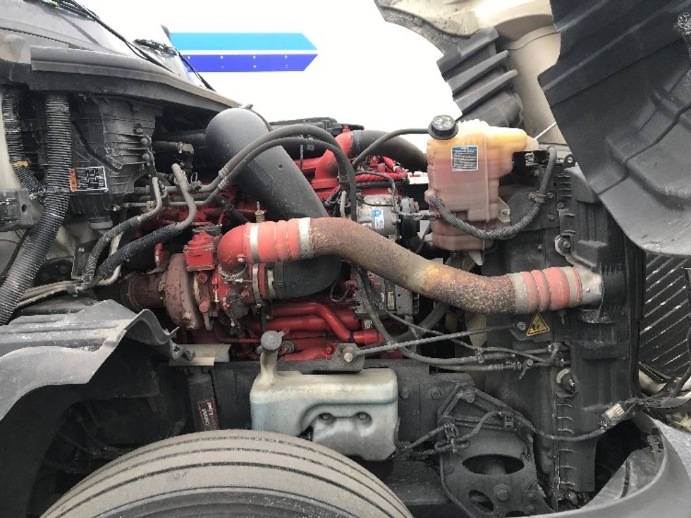 Sleeper Tractor-Heavy Duty Tractors-International-2023-LT625-Louisville-KY-655,098\n\t\tmiles-$ 42,500 - Image 20