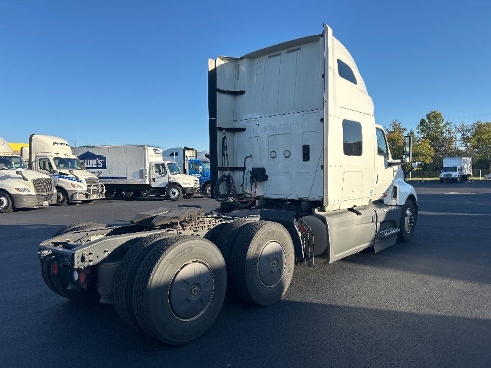 Sleeper Tractor-Heavy Duty Tractors-International-2023-LT625-Louisville-KY-661,179\n\t\tmiles-$ 43,750 - Image 7