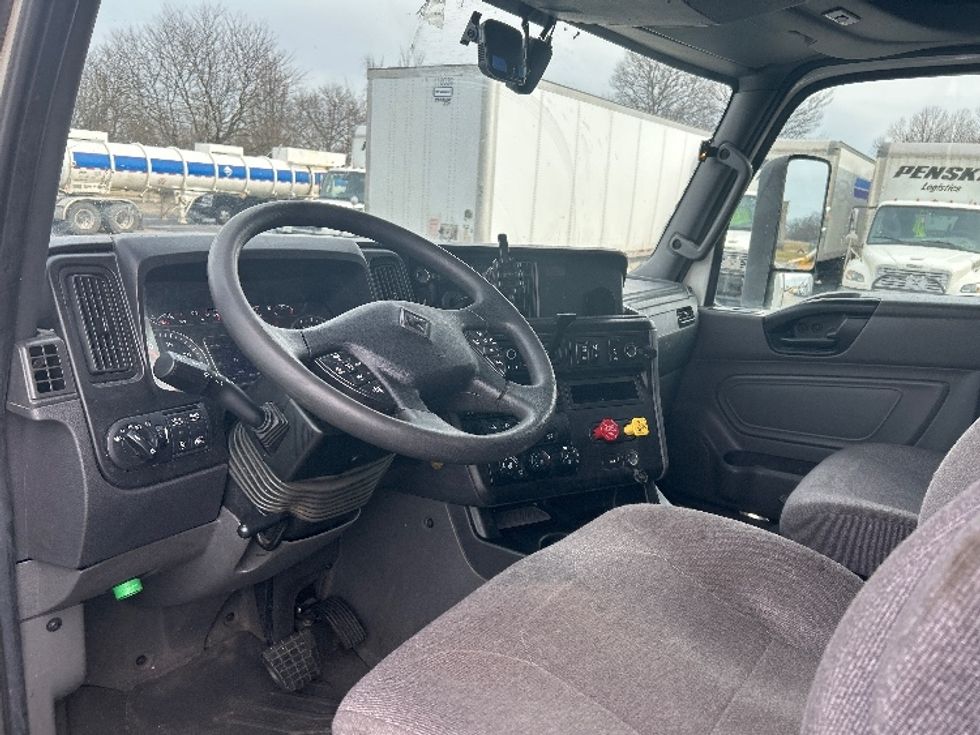 Sleeper Tractor-Heavy Duty Tractors-International-2023-LT625-Louisville-KY-685,983\n\t\tmiles-$ 37,500 - Image 10