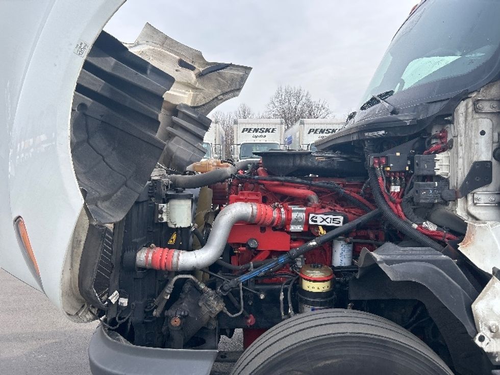 Sleeper Tractor-Heavy Duty Tractors-International-2023-LT625-Louisville-KY-685,983\n\t\tmiles-$ 37,500 - Image 21