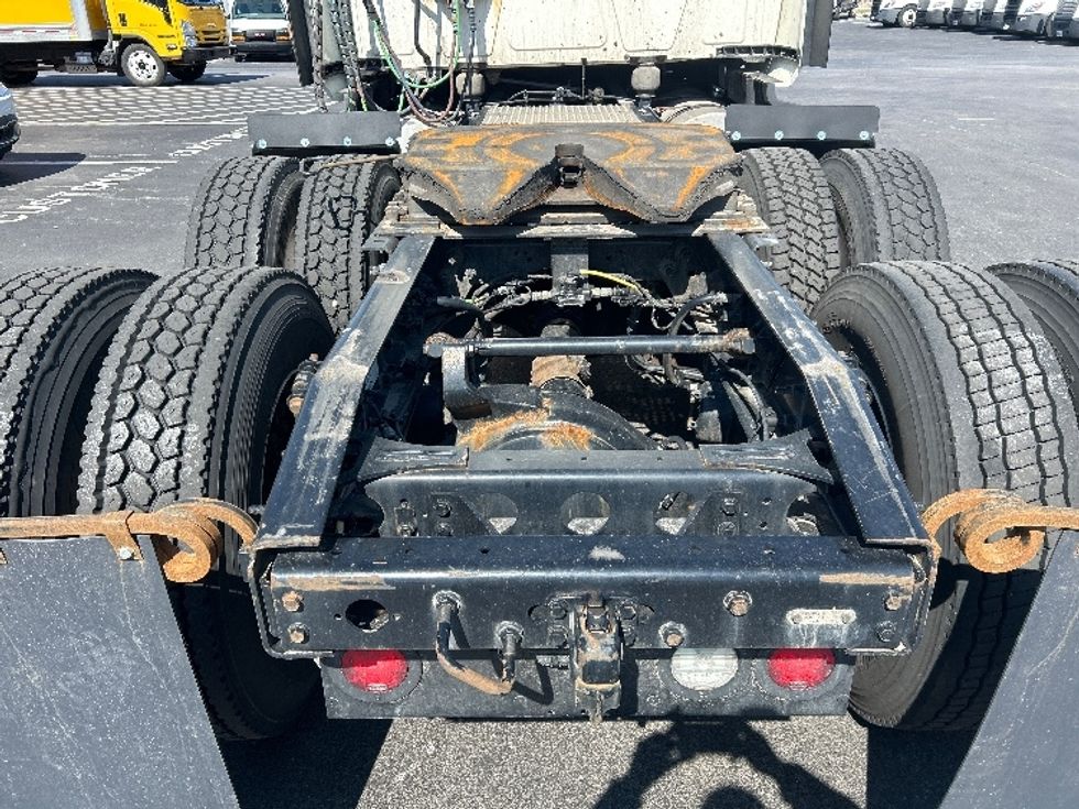 Sleeper Tractor-Heavy Duty Tractors-International-2023-LT625-Louisville-KY-686,175\n\t\tmiles-$ 37,500 - Image 6