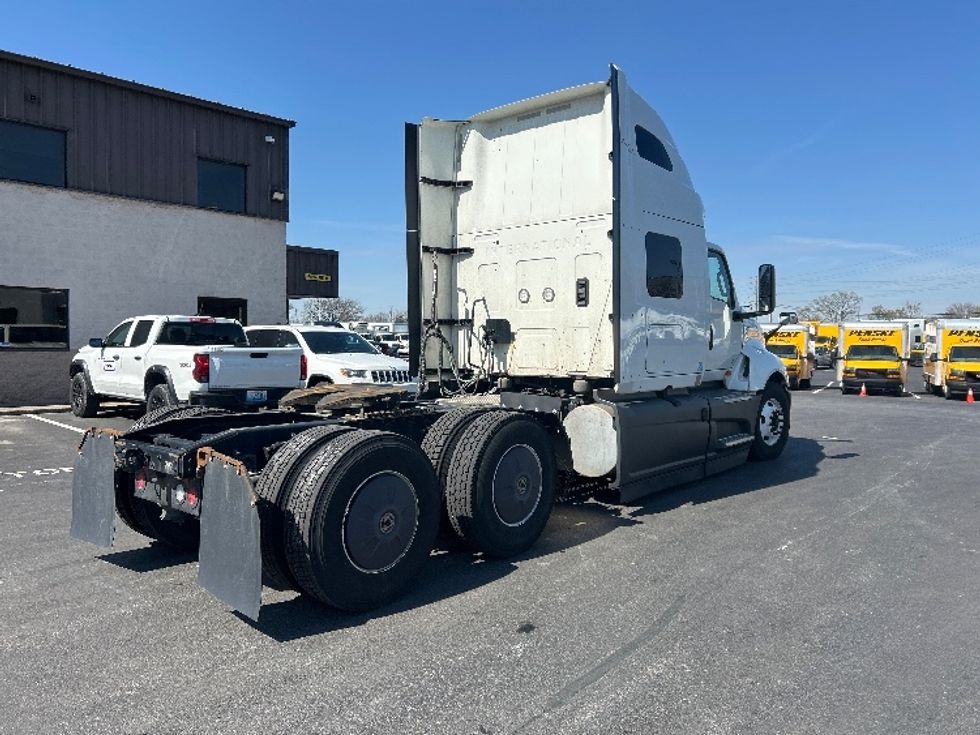 Sleeper Tractor-Heavy Duty Tractors-International-2023-LT625-Louisville-KY-686,175\n\t\tmiles-$ 37,500 - Image 7
