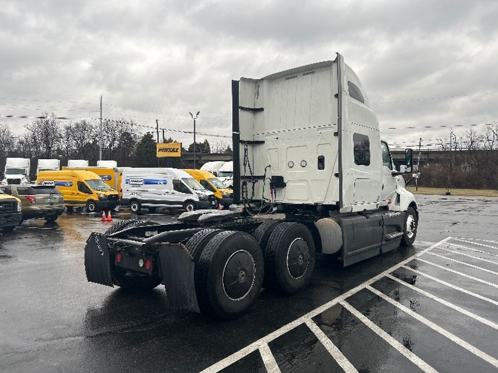 Sleeper Tractor-Heavy Duty Tractors-International-2023-LT625-Louisville-KY-754,238\n\t\tmiles-$ 34,750 - Image 7