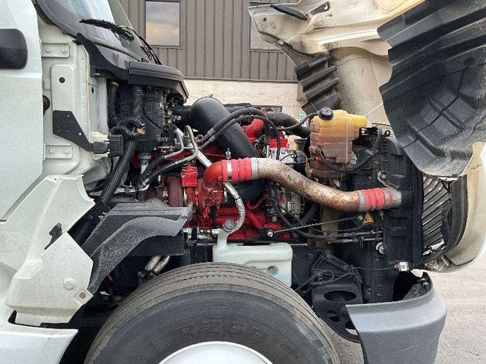 Sleeper Tractor-Heavy Duty Tractors-International-2023-LT625-Mebane-NC-423,048\n\t\tmiles-$ 65,000 - Image 19