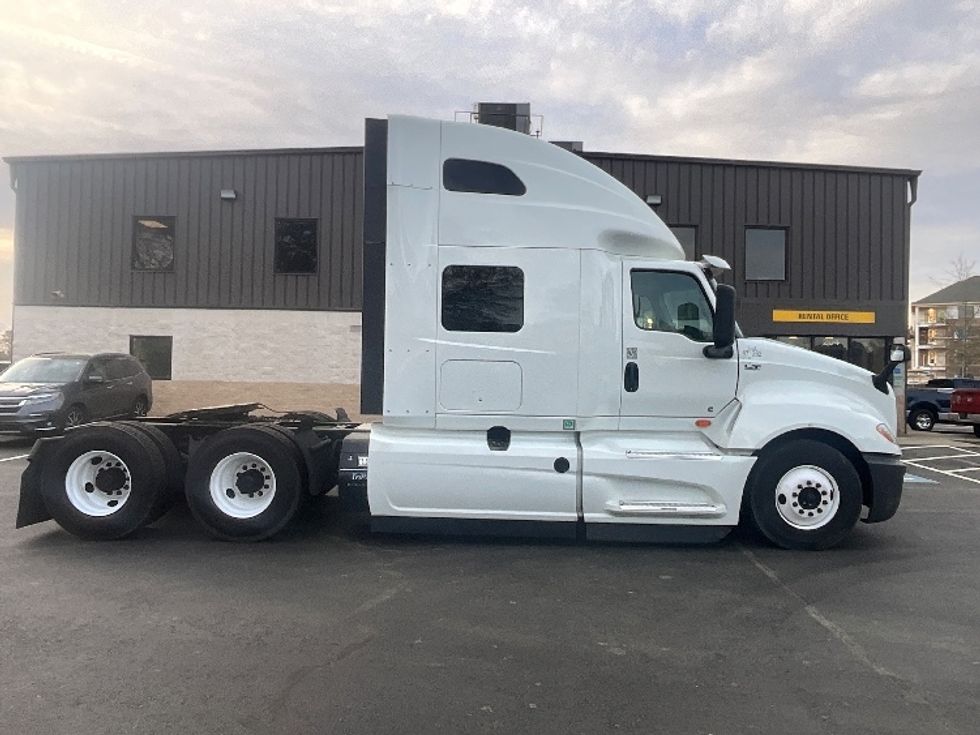 Sleeper Tractor-Heavy Duty Tractors-International-2023-LT625-Mebane-NC-423,048\n\t\tmiles-$ 65,000 - Image 8