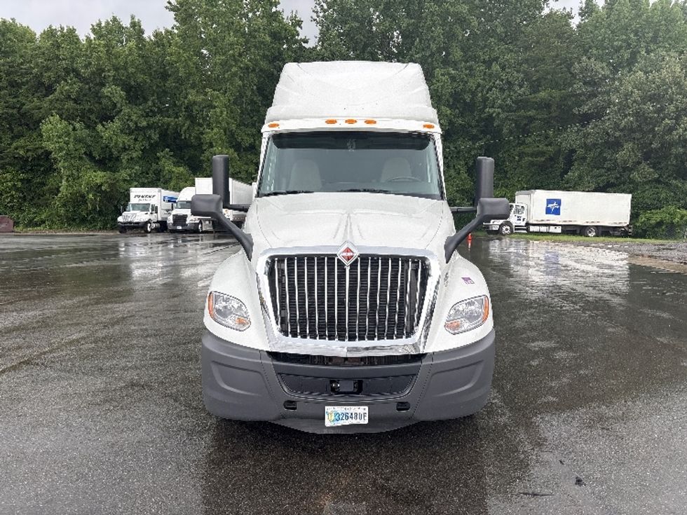 Sleeper Tractor-Heavy Duty Tractors-International-2023-LT625-Mebane-NC-500,572\n\t\tmiles-$ 65,250 - Image 2
