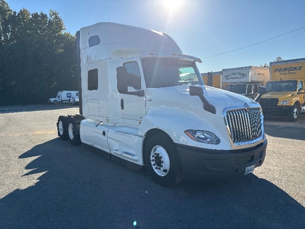 Sleeper Tractor-Heavy Duty Tractors-International-2023-LT625-Mebane-NC-501,963\n\t\tmiles-$ 73,250 - Image 1