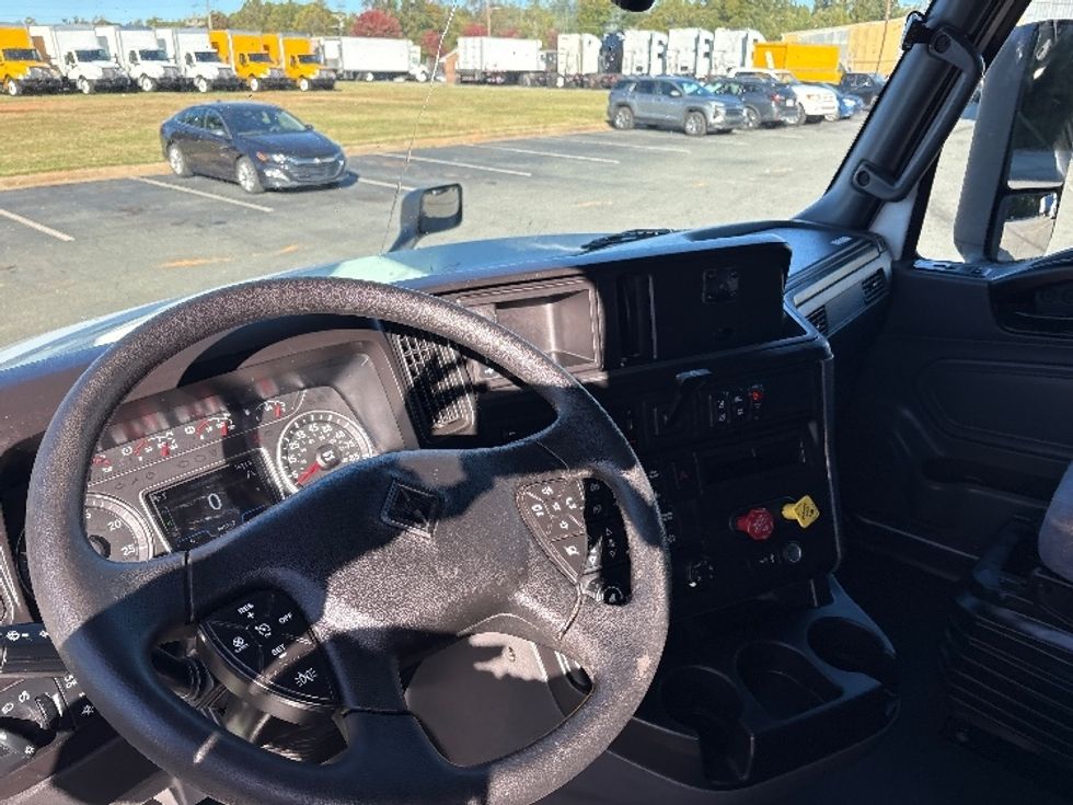Sleeper Tractor-Heavy Duty Tractors-International-2023-LT625-Mebane-NC-501,963\n\t\tmiles-$ 73,250 - Image 10