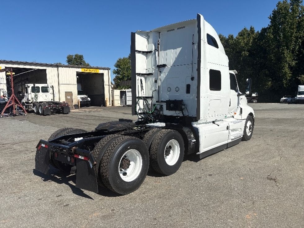 Sleeper Tractor-Heavy Duty Tractors-International-2023-LT625-Mebane-NC-504,711\n\t\tmiles-$ 73,000 - Image 7