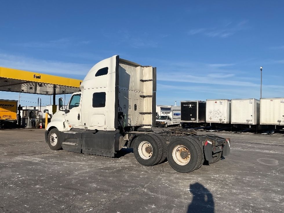 Sleeper Tractor-Heavy Duty Tractors-International-2023-LT625-Milwaukee-WI-555,303\n\t\tmiles-$ 49,750 - Image 5