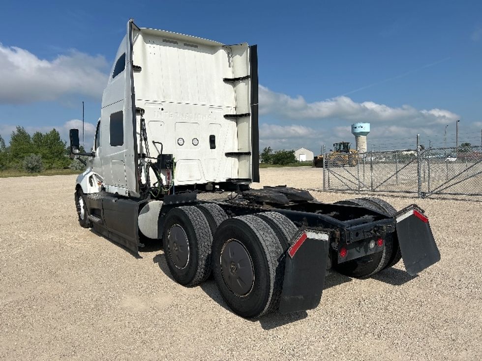 Sleeper Tractor-Heavy Duty Tractors-International-2023-LT625-Minot-ND-783,080\n\t\tmiles-$ 36,500 - Image 5