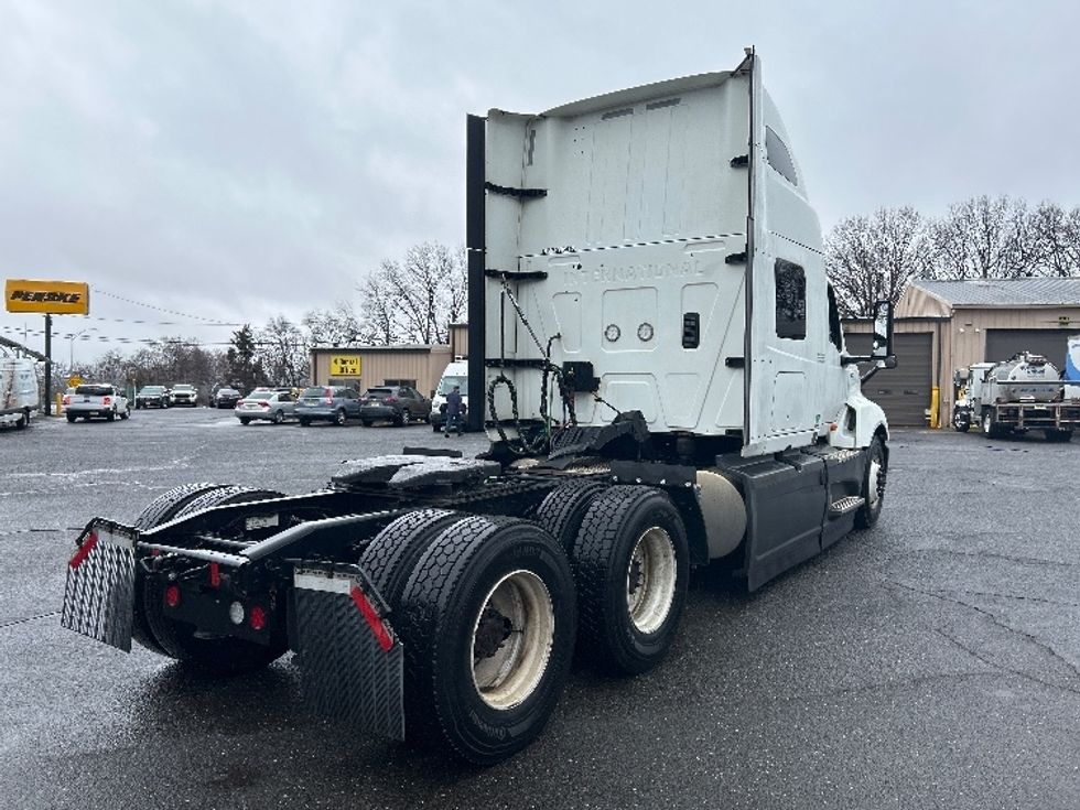 Sleeper Tractor-Heavy Duty Tractors-International-2023-LT625-Monmouth Junction-NJ-528,500\n\t\tmiles-$ 57,750 - Image 7