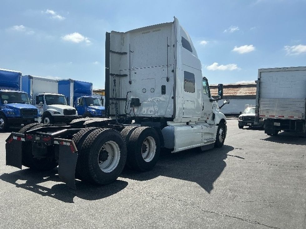 Sleeper Tractor-Heavy Duty Tractors-International-2023-LT625-Montebello-CA-501,247\n\t\tmiles-$ 52,500 - Image 7