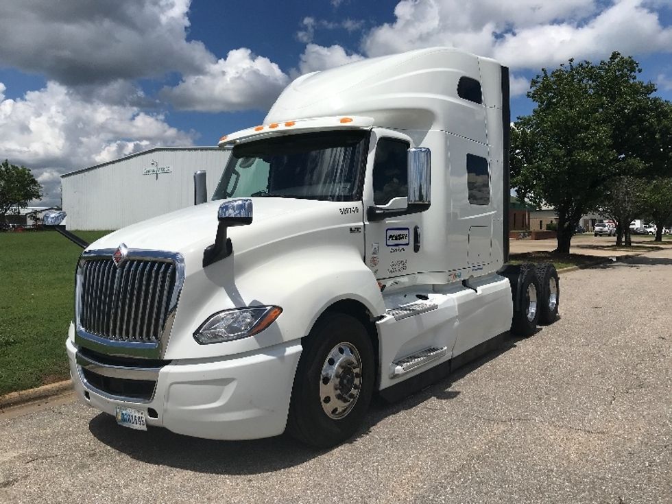 Sleeper Tractor-Heavy Duty Tractors-International-2023-LT625-Montgomery-AL-564,076\n\t\tmiles-$ 66,250 - Image 3