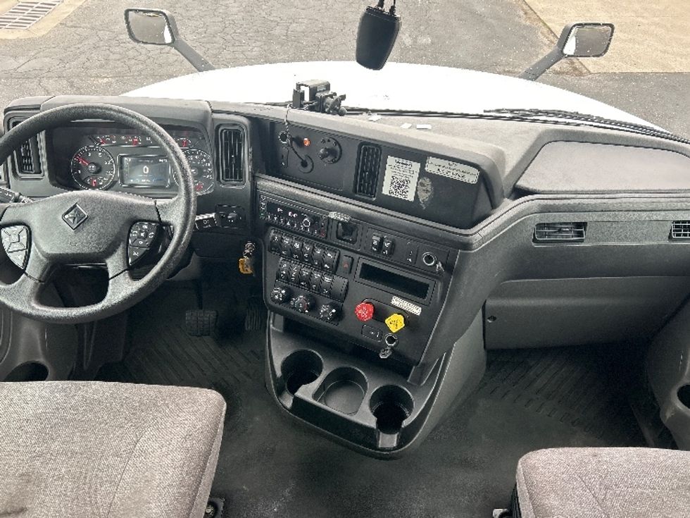 Sleeper Tractor-Heavy Duty Tractors-International-2023-LT625-Nashville (Mount Juliet)-TN-508,931\n\t\tmiles-$ 57,000 - Image 9