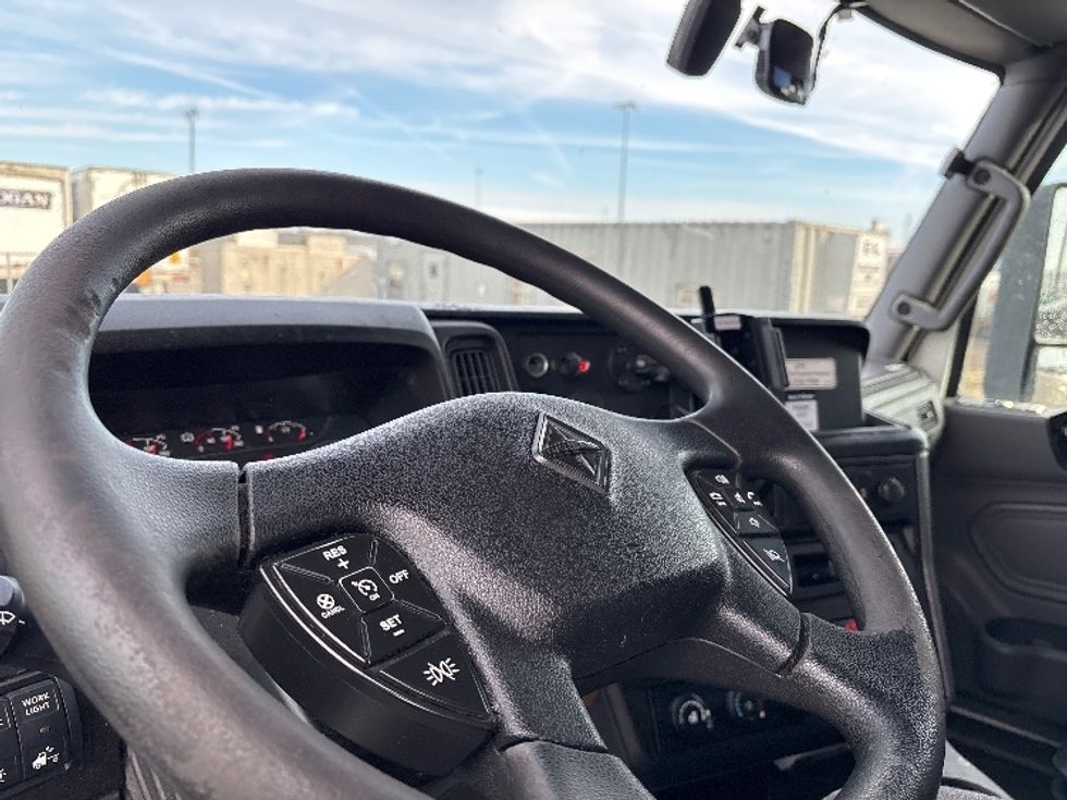 Sleeper Tractor-Heavy Duty Tractors-International-2023-LT625-Obetz-OH-601,297\n\t\tmiles-$ 45,500 - Image 10