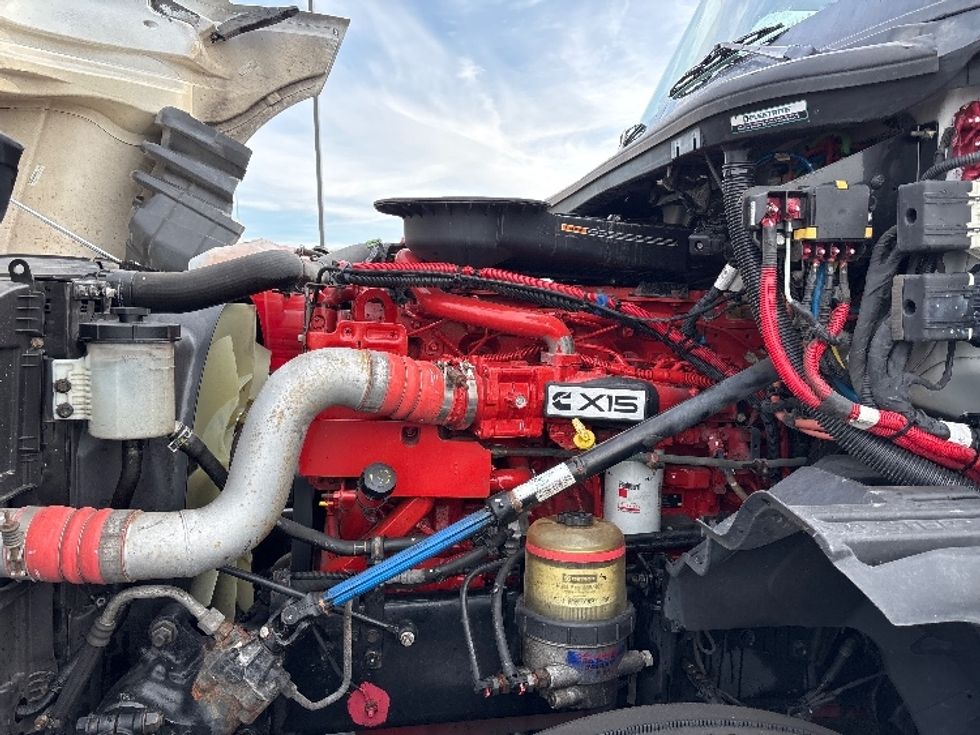 Sleeper Tractor-Heavy Duty Tractors-International-2023-LT625-Obetz-OH-601,297\n\t\tmiles-$ 45,500 - Image 21