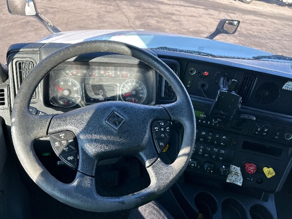 Sleeper Tractor-Heavy Duty Tractors-International-2023-LT625-Parsippany-NJ-628,691\n\t\tmiles-$ 43,000 - Image 11