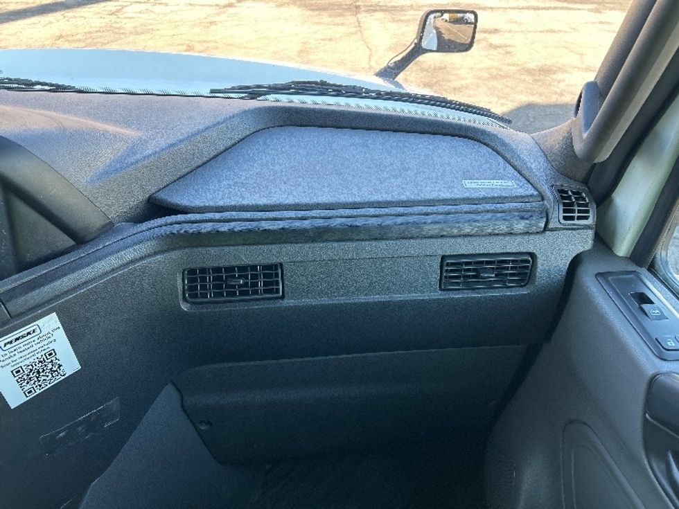 Sleeper Tractor-Heavy Duty Tractors-International-2023-LT625-Parsippany-NJ-628,691\n\t\tmiles-$ 43,000 - Image 14