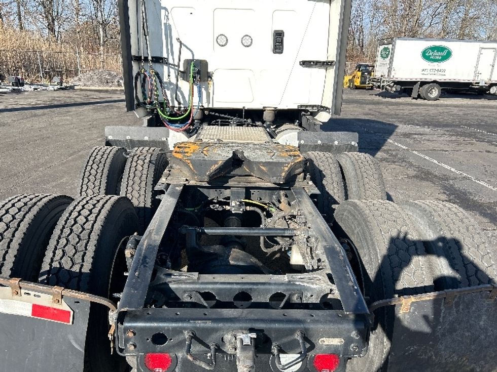 Sleeper Tractor-Heavy Duty Tractors-International-2023-LT625-Parsippany-NJ-628,691\n\t\tmiles-$ 43,000 - Image 6