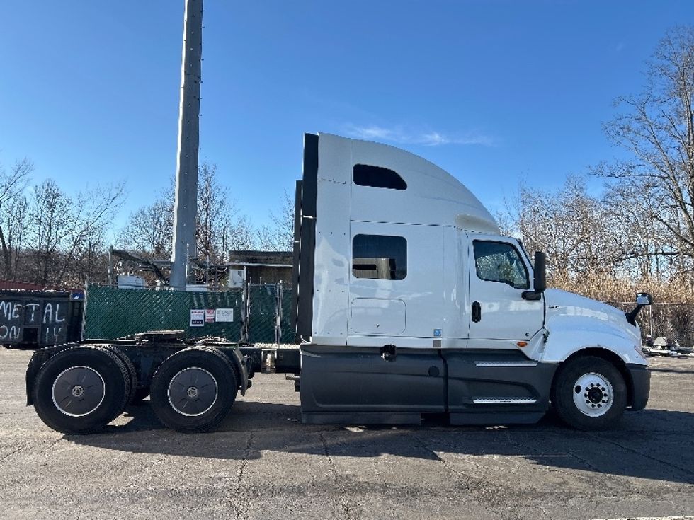 Sleeper Tractor-Heavy Duty Tractors-International-2023-LT625-Parsippany-NJ-628,691\n\t\tmiles-$ 43,000 - Image 8