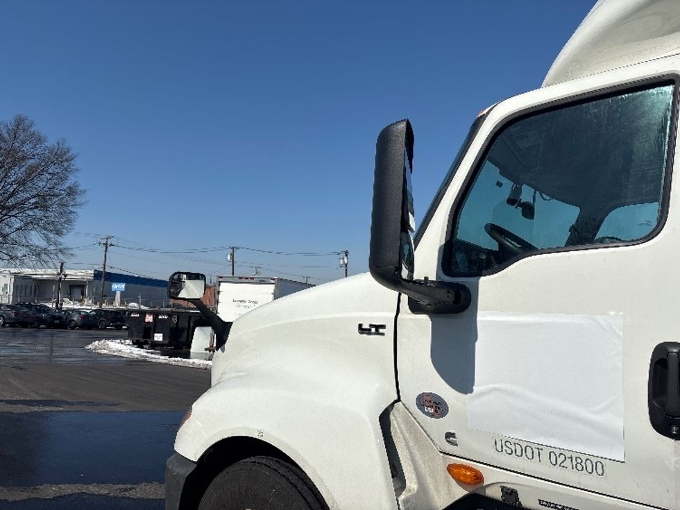 Sleeper Tractor-Heavy Duty Tractors-International-2023-LT625-Pennsauken-NJ-563,545\n\t\tmiles-$ 49,000 - Image 23