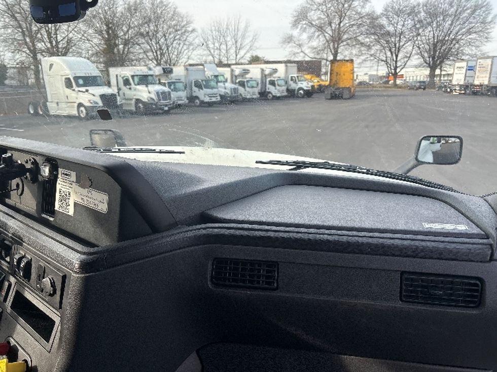 Sleeper Tractor-Heavy Duty Tractors-International-2023-LT625-Pennsauken-NJ-594,363\n\t\tmiles-$ 46,000 - Image 14