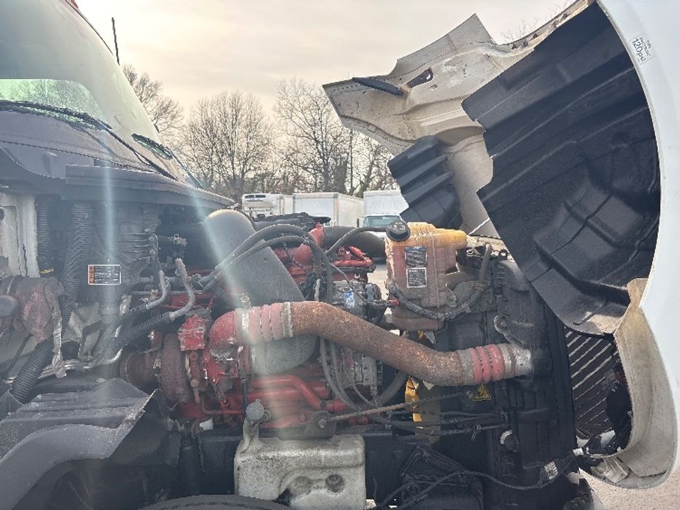 Sleeper Tractor-Heavy Duty Tractors-International-2023-LT625-Pennsauken-NJ-594,363\n\t\tmiles-$ 46,000 - Image 20