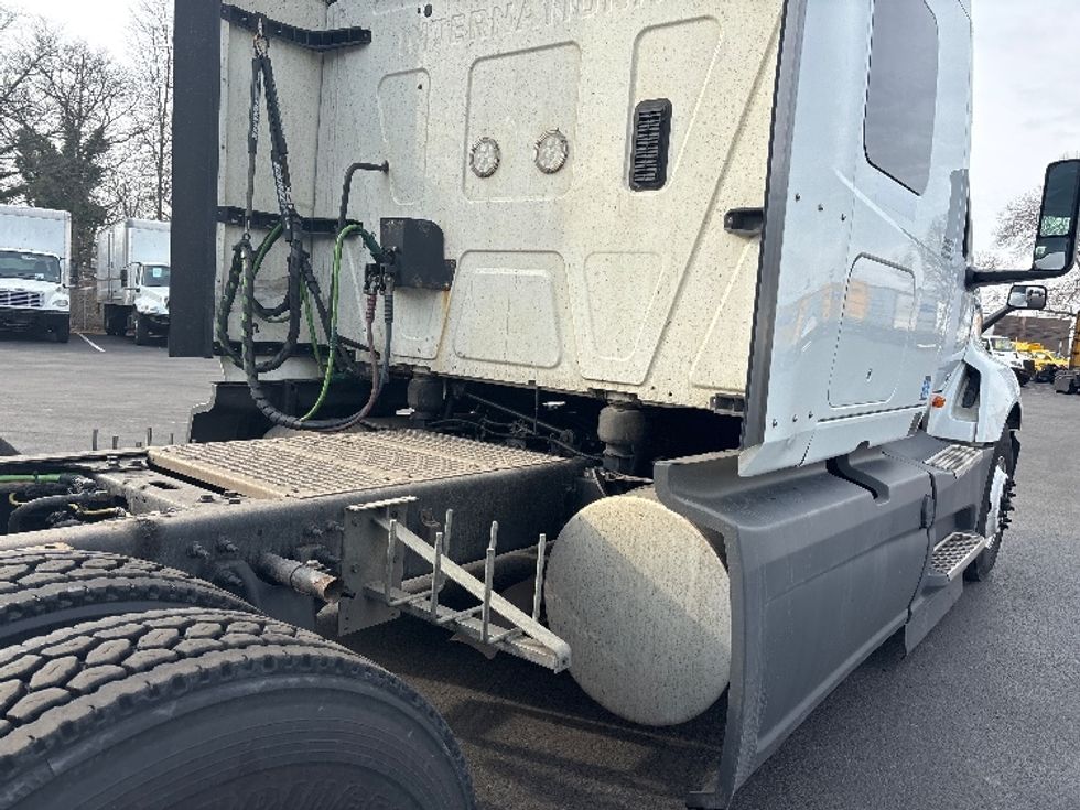 Sleeper Tractor-Heavy Duty Tractors-International-2023-LT625-Pennsauken-NJ-594,363\n\t\tmiles-$ 46,000 - Image 25