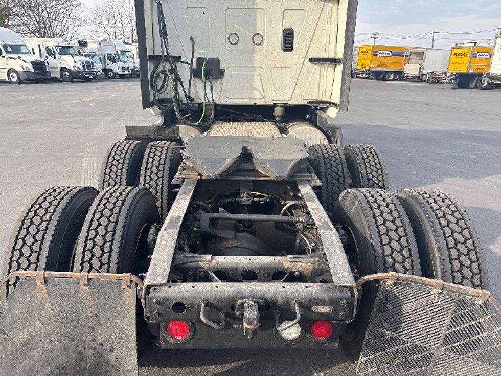 Sleeper Tractor-Heavy Duty Tractors-International-2023-LT625-Pennsauken-NJ-594,363\n\t\tmiles-$ 46,000 - Image 6