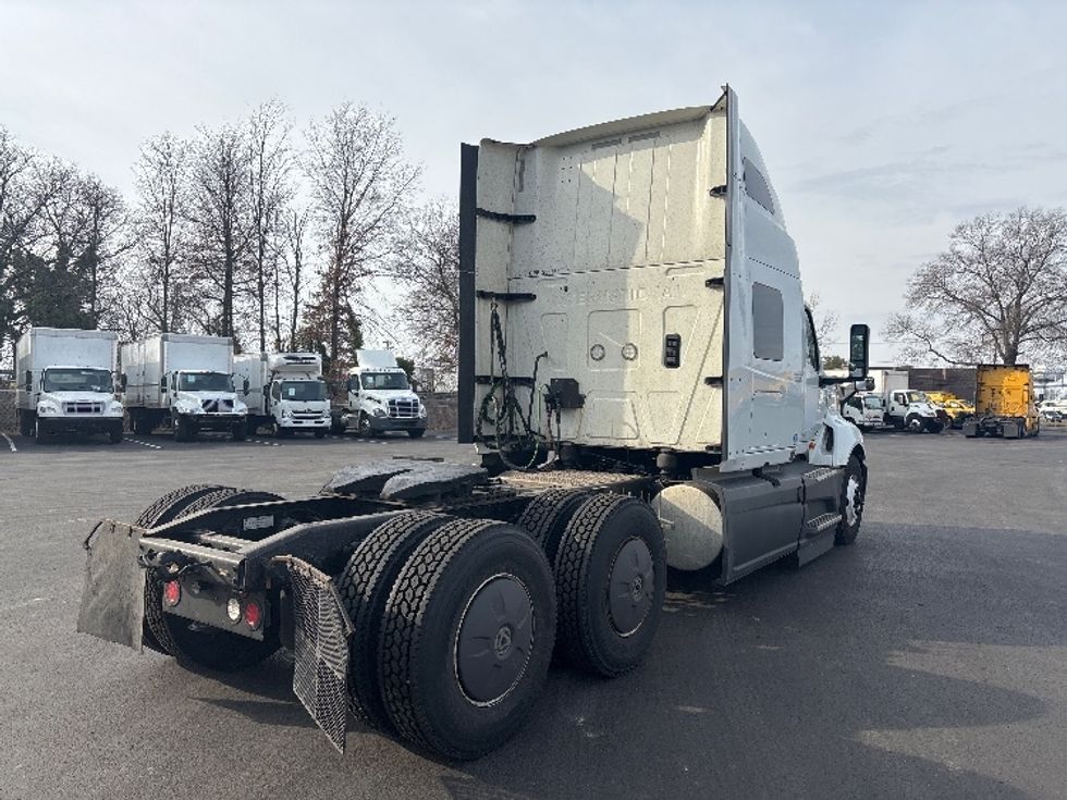 Sleeper Tractor-Heavy Duty Tractors-International-2023-LT625-Pennsauken-NJ-594,363\n\t\tmiles-$ 46,000 - Image 7