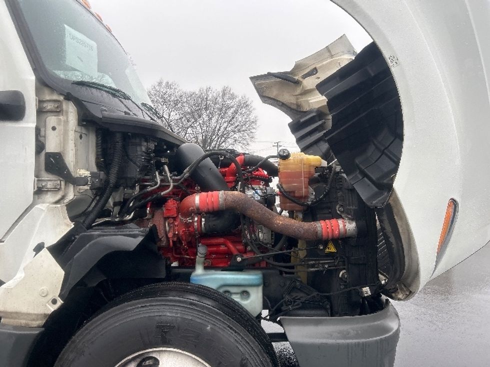 Sleeper Tractor-Heavy Duty Tractors-International-2023-LT625-Pennsauken-NJ-595,030\n\t\tmiles-$ 45,750 - Image 20