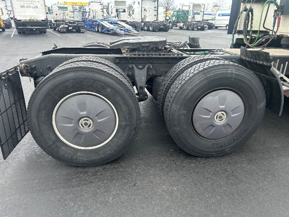 Sleeper Tractor-Heavy Duty Tractors-International-2023-LT625-Pennsauken-NJ-603,754\n\t\tmiles-$ 45,250 - Image 26