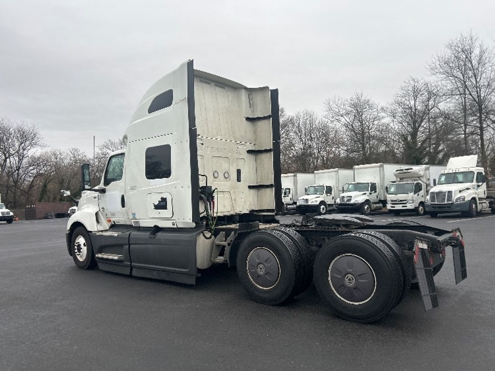 Sleeper Tractor-Heavy Duty Tractors-International-2023-LT625-Pennsauken-NJ-603,754\n\t\tmiles-$ 45,250 - Image 5