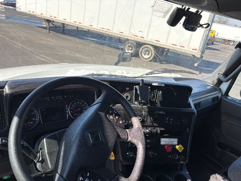 Sleeper Tractor-Heavy Duty Tractors-International-2023-LT625-Pennsauken-NJ-653,580\n\t\tmiles-$ 40,500 - Image 11