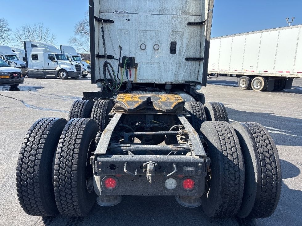 Sleeper Tractor-Heavy Duty Tractors-International-2023-LT625-Pennsauken-NJ-653,580\n\t\tmiles-$ 40,500 - Image 6